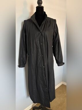 Beautiful Vintage Carson Pirie Scott Chicago Trench Coat Jacket